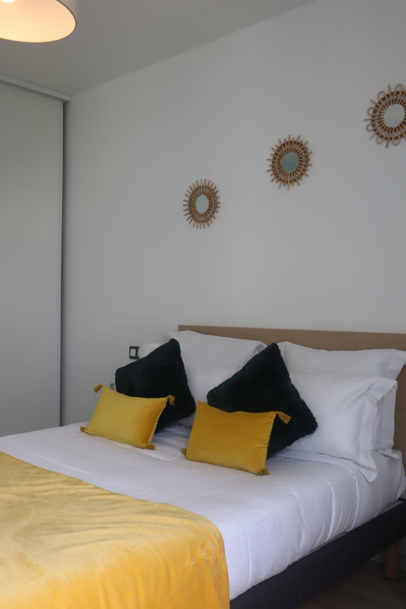 Oh Activ Cergy Aparthotel Екстериор снимка